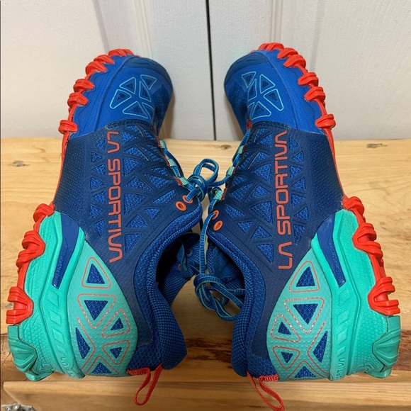 La Sportiva Bushido II Trail Running Shoes - Picture 6 of 11